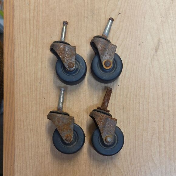 4 pcs.  2" Dia. Swivel Black Rubber Wheel Caster 3/4" USA (1) - Picture 1 of 5